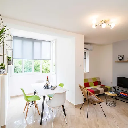 Ding Dong Appartement *