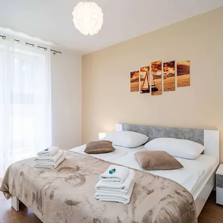 Ding Dong Apartment